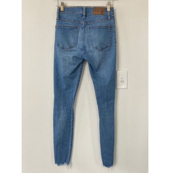 Madewell Tall 9" Mid-Rise Skinny Jeans in Frankie Wash - Picture 4 of 8